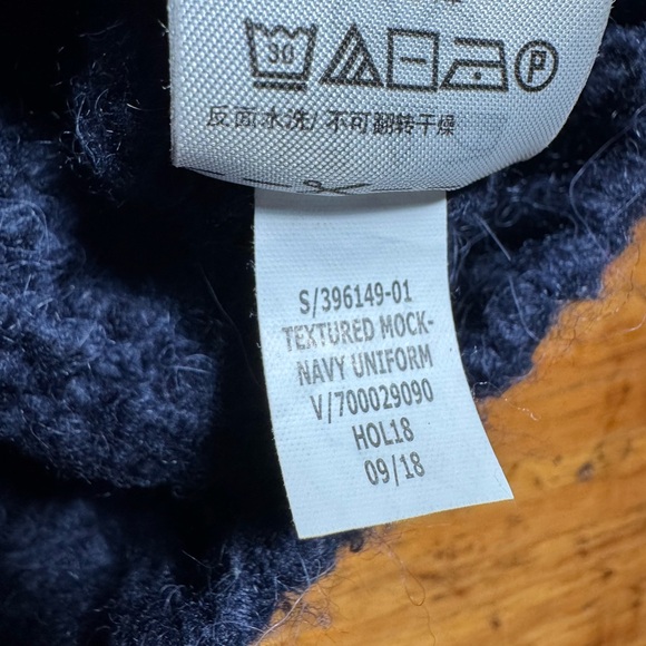 Gap Women’s Cable Knit Chunky Textured Mock Neck Sweater Navy Wool Blend M Tall - Picture 10 of 11